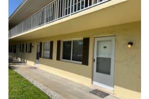 3325 Airport-Pulling Rd APT U4, Naples, FL 34105, Sold 09/22/22
