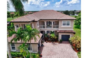 1771 Sarazen Pl, Naples, FL 34120, Sold 09/20/22