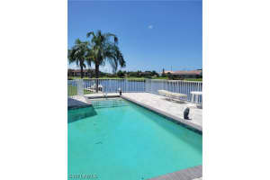3714 SE 12th Ave APT 201, Cape Coral, FL 33904, Sold 09/06/22