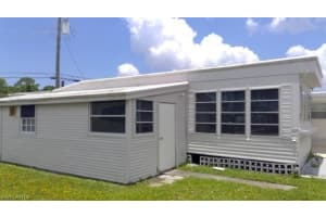 20660 Anchor Dr, Estero, FL 33928, Sold 09/07/22