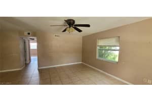 4290 Gulfstream Dr APT 10, Naples, FL 34112, Sold 09/02/22