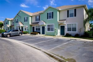 3642 Pine Oak Cir APT 107, Fort Myers, FL 33916, Sold 01/10/23