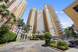 2797 First St, Fort Myers, FL 33916, Sold 01/27/23