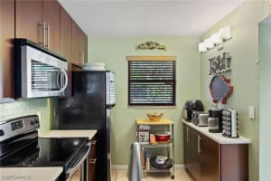 9291 Central Park Dr APT 101, Fort Myers, FL 33919, Sold 09/07/22