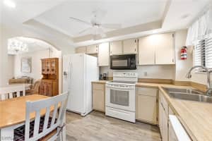 2121 Collier Ave APT 215, Fort Myers, FL 33901, Sold 09/23/22