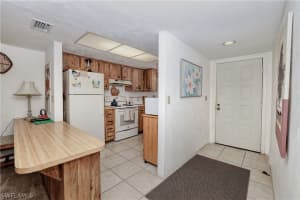 16007 Davis Rd APT 115, Fort Myers, FL 33908, Sold 08/31/22