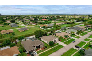 4648 Varsity Cir, Lehigh Acres, FL 33971, Sold 09/19/22
