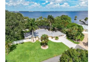 5421 Parker Dr, Fort Myers, FL 33919, Sold 09/16/22