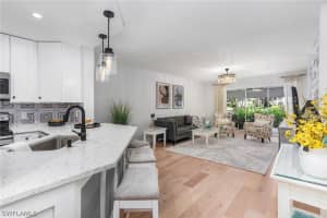 774 Wiggins Lake Dr, Naples, FL 34110, Sold 09/26/22