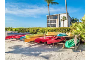 1501 Middle Gulf Dr, Sanibel, FL 33957, Sold 11/18/22