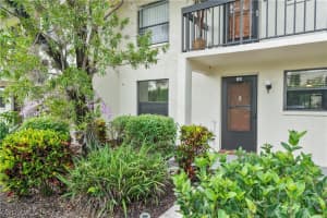9281 Central Park Dr, Fort Myers, FL 33919, Sold 10/03/22