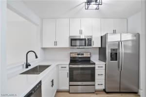 9281 Central Park Dr, Fort Myers, FL 33919, Sold 10/03/22