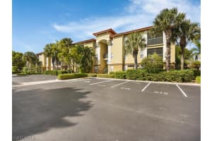8940 Colonnades Ct E, Bonita Springs, FL 34135, Sold 10/28/22