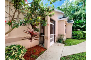 10729 Maui Cir, Estero, FL 33928, Sold 11/22/22