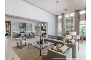 2044 Cambridge Pk Dr, Naples, FL 34109, Sold 12/29/22
