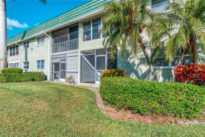 300 Valley Stream Dr, Naples, FL 34113, Sold 11/22/22