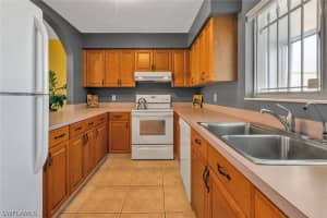 2204 Caracas Ct, Fort Myers, FL 33907, Sold 09/26/22