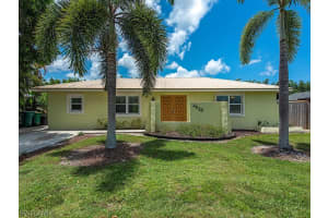 2838 Ponce De Leon Dr, Naples, FL 34105, Sold 12/14/22
