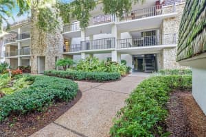 103 Clubhouse Dr, Naples, FL 34105, Sold 11/30/22