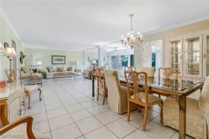 103 Clubhouse Dr, Naples, FL 34105, Sold 11/30/22