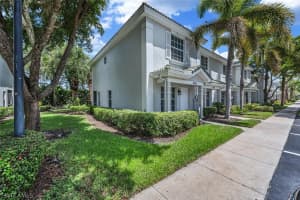 8045 Pacific Beach Dr, Fort Myers, FL 33966, Sold 10/13/22