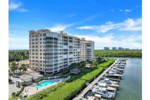 435 Dockside Dr, Naples, FL 34110, Sold 04/06/23