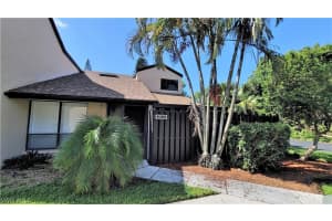 1861 Crystal Dr APT 13, Fort Myers, FL 33907, Sold 10/19/22