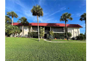 1372 Archer St APT 4, Lehigh Acres, FL 33936, Sold 09/15/22