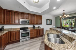 995 Sandpiper St, Naples, FL 34102, Sold 03/17/23