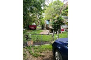 2715 Holly Ave, Naples