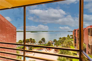 1085 Bald Eagle Dr, Marco Island, FL 34145, Sold 12/20/22