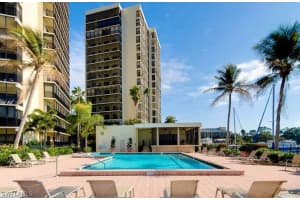 1900 Virginia Ave APT 301, Fort Myers, FL 33901, Sold 11/29/22