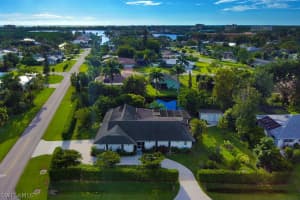 661 E Valley Dr, Bonita Springs, FL 34134, Sold 03/30/23
