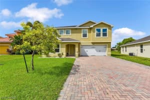 10404 Canal Brook Ln, Lehigh Acres, FL 33936, Sold 11/30/22