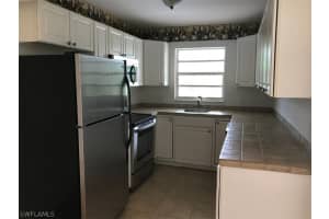 4290 Gulfstream Dr APT 19, Naples, FL 34112, Sold 10/10/22