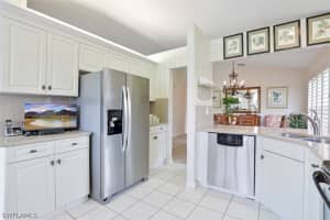 290 Emerald Bay Cir, Naples, FL 34110, Sold 10/05/22
