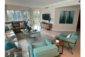 2728 Tiburon Blvd E, Naples, FL 34109, Sold 01/18/23