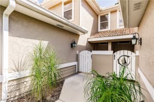 386 Emerald Bay Cir, Naples, FL 34110, Sold 10/24/22