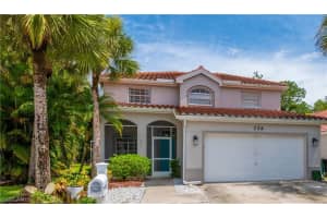 226 Sabal Lake Dr, Naples, FL 34104, Sold 11/17/22