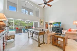 226 Sabal Lake Dr, Naples, FL 34104, Sold 11/17/22