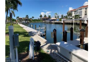 860 Panama Ct, Marco Island, FL 34145, Sold 01/03/23