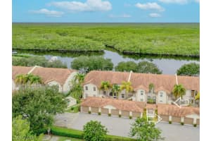 242 Newport Dr, Naples, FL 34114, Sold 11/04/22