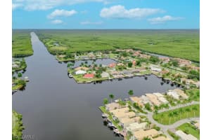 242 Newport Dr, Naples, FL 34114, Sold 11/04/22