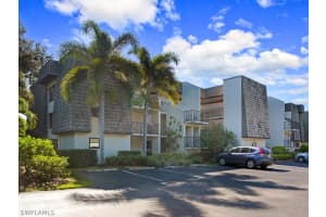 1510 Oyster Catcher Point, Naples, FL 34105, Sold 04/25/23