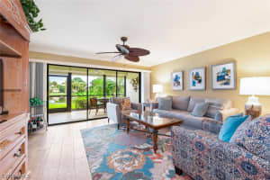 529 Lake Louise Cir, Naples, FL 34110, Sold 01/30/23