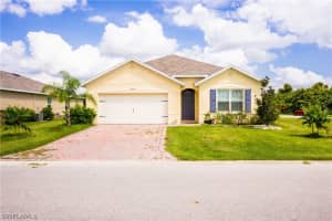 10640 Crossback Ln, Lehigh Acres, FL 33936, Sold 11/21/22