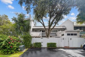 5009 SW 71st Pl, Miami, FL 33155, Sold 11/22/22