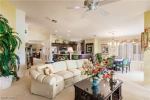 8440 Southbridge Dr APT 2, Fort Myers, FL 33967, Sold 12/02/22