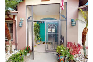 107 Newport Cay, Naples, FL 34114, Sold 12/08/22