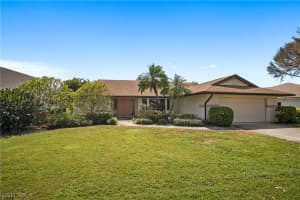 2352 Pinewoods Cir, Naples, FL 34105, Sold 11/15/22